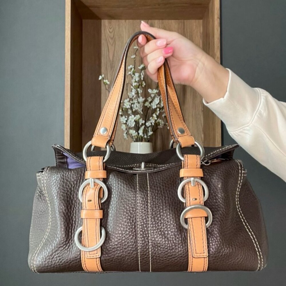 Coach purse "Chelsea"  pebbled leather brown satchel
